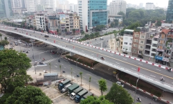 Cầu vượt Nguyễn Văn Huyên - Hoàng Quốc Việt chính thức thông xe