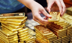 Vàng lấy lại đà tăng hơn 16 USD/ounce