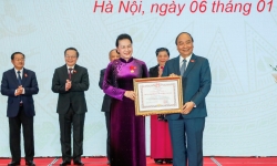 Chủ tịch Quốc hội Nguyễn Thị Kim Ngân được trao tặng Huân chương Đại đoàn kết dân tộc
