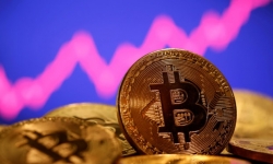 Giá Bitcoin vượt 40.000 USD/đồng