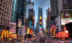 New York giữ vững ngôi đầu trung tâm tài chính thế giới, London hụt hơi ở vị trí thứ 2