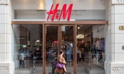 Nike và H&M đối mặt với sự giận dữ và nguy cơ tẩy chay từ người Trung Quốc