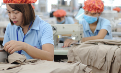 Khách Mỹ phá sản, doanh nghiệp dệt may Việt lo mất trăm tỉ nợ
