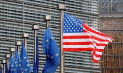 Mỹ 'bắt tay' EU giải quyết vấn đề thiếu hụt chip bán dẫn toàn cầu