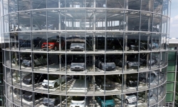 Volkswagen, Toyota tuyên bố đầu tư 170 tỷ USD vào xe điện và tham vọng của các 'ông lớn'