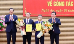 Chân dung 2 tân Phó Chủ tịch UBND tỉnh Nghệ An