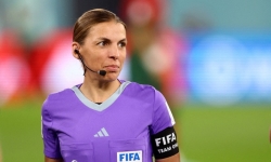 Người phụ nữ phá vỡ lịch sử World Cup