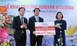 Tiếp tục mở rộng mạng lưới trên cả nước, HDBank phục vụ thêm hàng triệu khách hàng