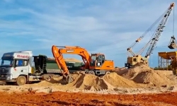 Chưa có 'ngân hàng cát' sẽ vẫn tiếp tục cấp phép khai thác cát tràn lan