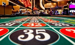 Đề xuất người Việt chơi casino phải có thu nhập từ 10 triệu đồng/tháng