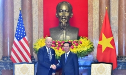 Chủ tịch nước Võ Văn Thưởng tặng Tổng thống Joe Biden món quà đặc biệt