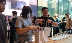 Doanh số iPhone tại Trung Quốc sụt giảm