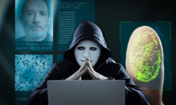 Xác thực khuôn mặt, vân tay khi chuyển tiền có làm khó được hacker?