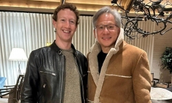 'Gia vị' bí mật đằng sau tình bạn của Mark Zuckerberg và CEO NVIDIA