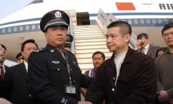 Mật vụ Trung Quốc cải trang bắt quan tham trốn nước ngoài ra sao?