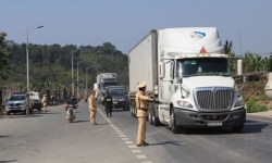 Lạng Sơn tăng cường kiểm soát xe container lưu thông trên quốc lộ