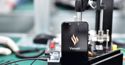 Vingroup ra mắt điện thoại thông minh Vsmart
