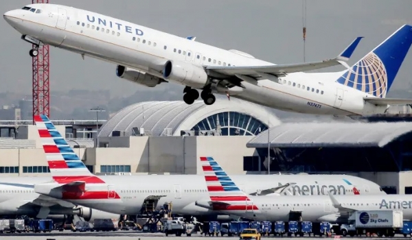 Chuyên gia Mỹ giải thích lý do giá vé máy bay tăng vào mùa hè