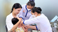 Bệnh sởi phức tạp, Huế khẩn trương tiêm vacxin