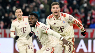 Bayern Munich nhọc nhằn đi tiếp ở Champions League