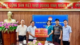 Thanh Hóa ủng hộ đồng bào bị lũ lụt hơn 75 tỷ đồng