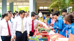 Trường Đại học Nông - Lâm Bắc Giang khai giảng năm học mới