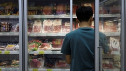 Trung Quốc muốn trừng phạt thịt lợn của EU sau khi xe điện bị đánh thuế