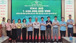 Công ty Tiến Nông hỗ trợ đồng bào lũ lụt gần 1,5 tỷ đồng