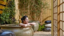 Tắm onsen - Bí quyết gìn giữ thanh xuân của phụ nữ Nhật Bản