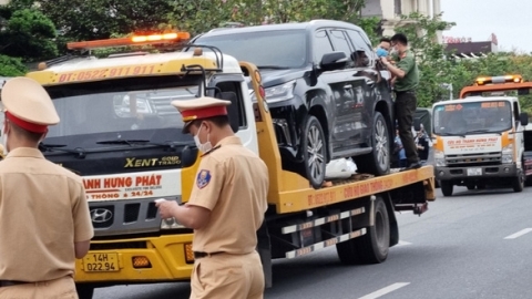 Quan chức phô trương lối sống xa hoa