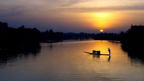 Những dòng sông trong thơ Trần Mạnh Hảo