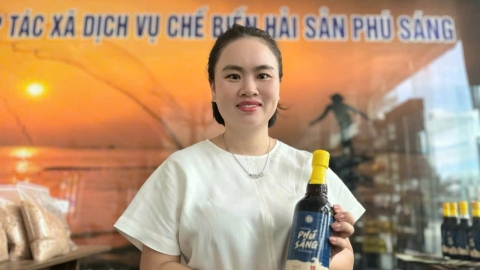 Nữ giám đốc hợp tác xã đưa nước mắm xuất sang Úc