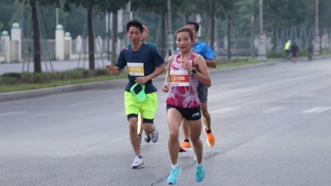 Nguyễn Thị Oanh, Phạm Tiến Sản về nhất giải bán marathon Bắc Giang 2024