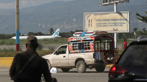 Mỹ cấm các hãng hàng không đến Haiti