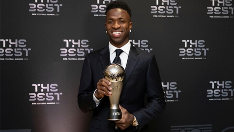 Vinicius Junior nhận giải FIFA The Best 2024