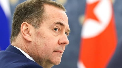 Ông Medvedev: NATO đưa quân đến Ukraine là hành động tuyên chiến