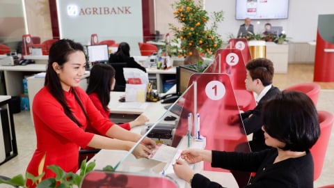 Agribank tri ân khách hàng với hơn 13.700 phần quà nhân dịp sinh nhật