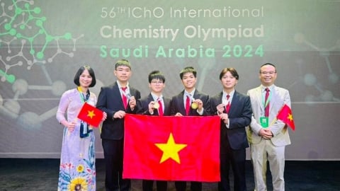 Đội tuyển Việt Nam đứng thứ 2 tại Olympic Hóa học quốc tế 2024