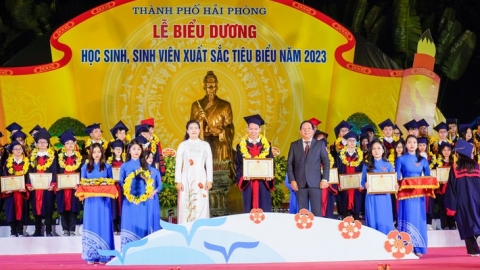 Hải Phòng dành 1,4 tỷ đồng khen thưởng học sinh, sinh viên tiêu biểu