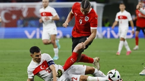 Video: Thổ Nhĩ Kỳ ghi 2 bàn, đánh bại tuyển Áo