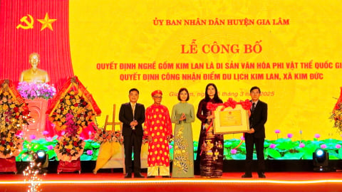 Công bố nghề gốm Kim Lan là Di sản văn hóa phi vật thể Quốc gia