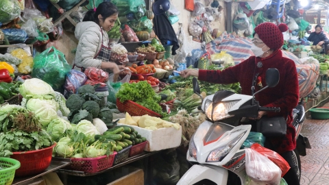 Giá các mặt hàng không có nhiều biến động trong ngày 28 Tết