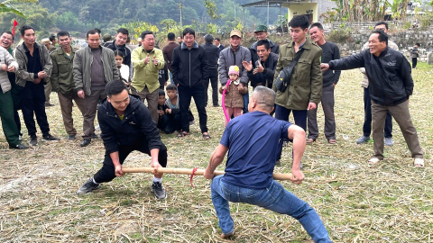 Đa sắc màu văn hóa lễ hội Lồng Tồng đầu năm của bà con Tày, Nùng