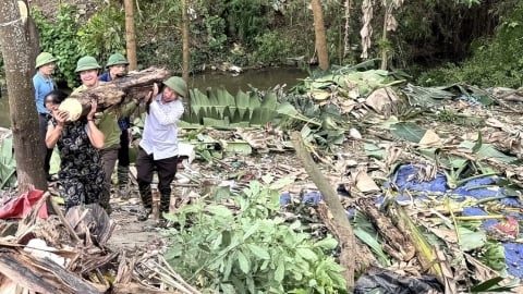 'Cải tử hoàn sinh' những dòng suối ở Hùng Sơn