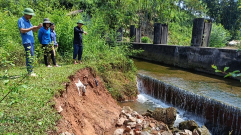 'Cấp cứu' đê điều, thủy lợi sau bão: [Bài 3] Thiệt hại lớn, địa phương không kham nổi