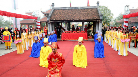 Ngôi đền duy nhất thờ cả gia đình Đức Thánh Tản Sơn Tinh