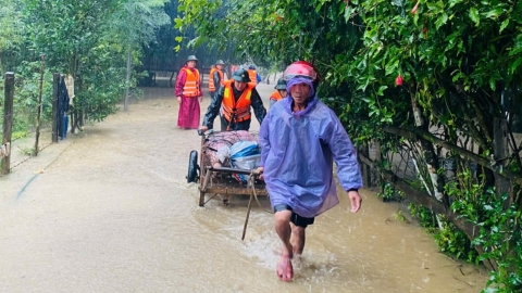 Người Lệ Thủy 'sống chung với lũ'