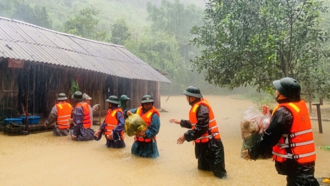 Huyện Lệ Thủy ngập từ miền núi đến đồng bằng