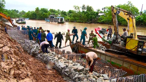 Giả định kịch bản bão ập đến để bàn giải pháp ứng phó