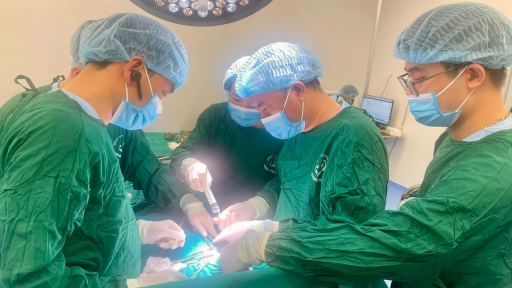 Cấp cứu thành công bé sơ sinh 2 ngày tuổi mắc teo thực quản bẩm sinh